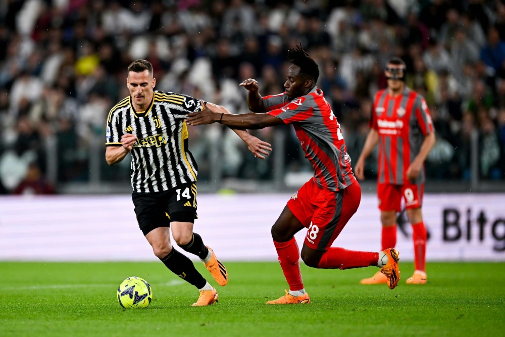  克雷莫内塞绝地反击，补时阶段连入两球逆转强敌